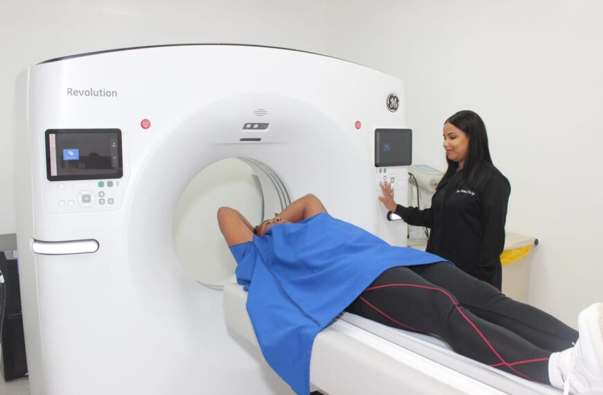 Entrega de equipos a hospitales ha incrementado hasta 30 veces su producci&oacute;n de servicios