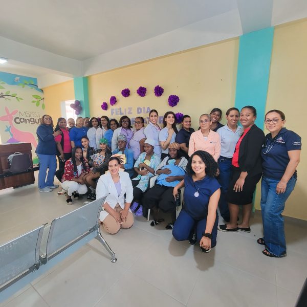 Programa Mam&aacute; Canguro celebra 5 A&ntilde;os de cuidado y esperanza para nuestros prematuros